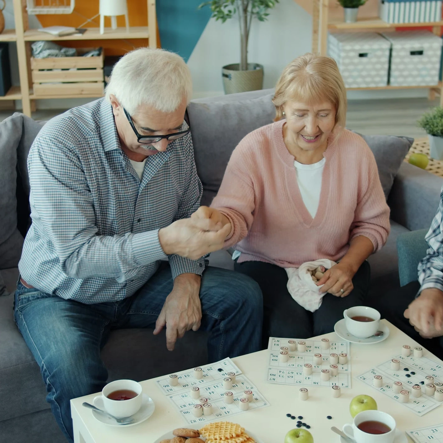 seniors-playing-game